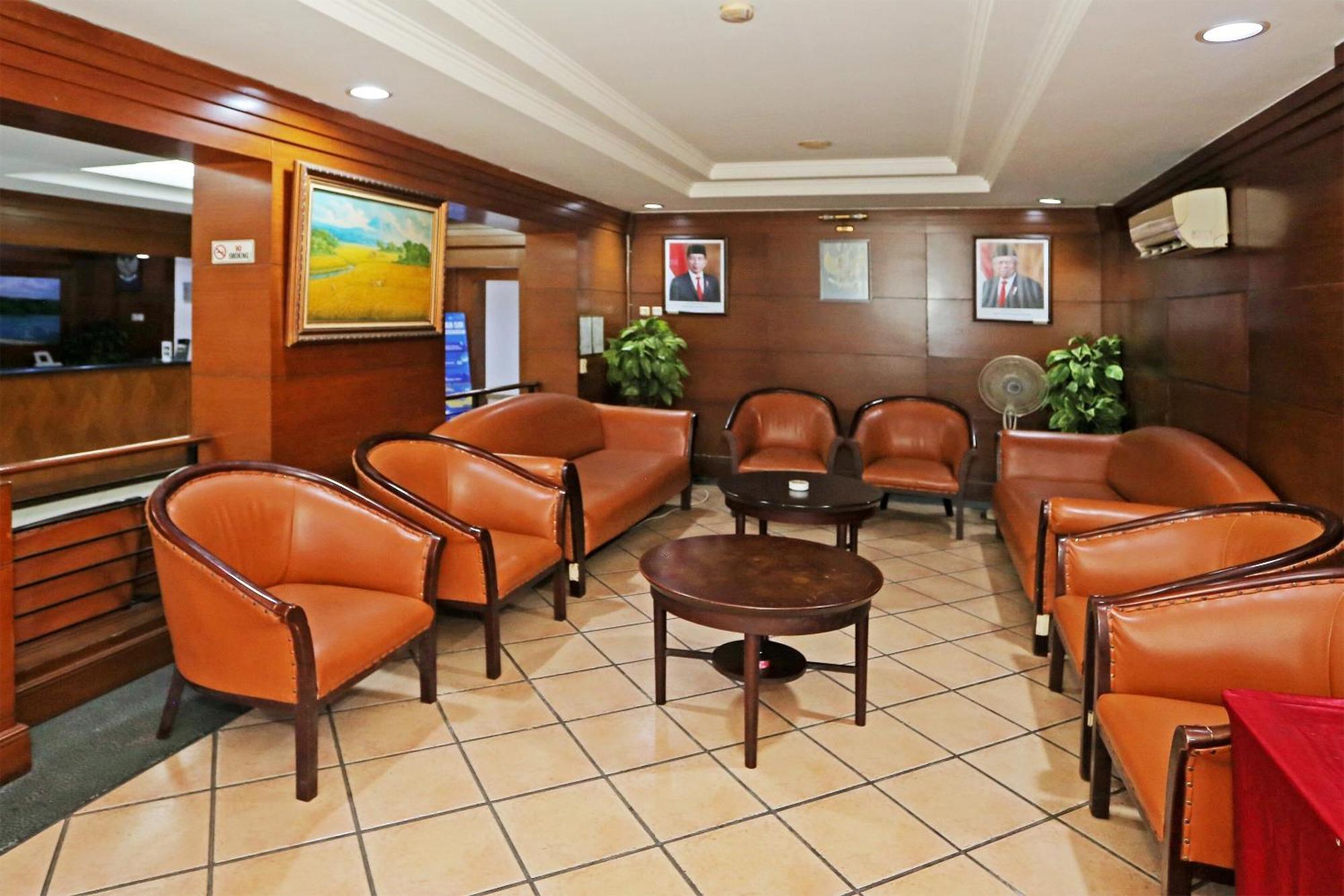 Collection O 91898 Series Hotel Kuningan Dżakarta Zewnętrze zdjęcie