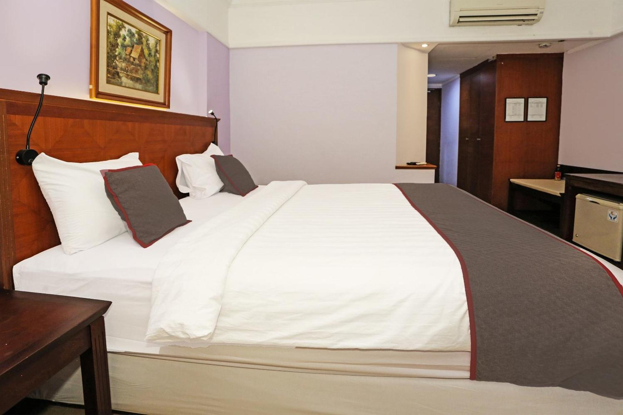 Collection O 91898 Series Hotel Kuningan Dżakarta Zewnętrze zdjęcie