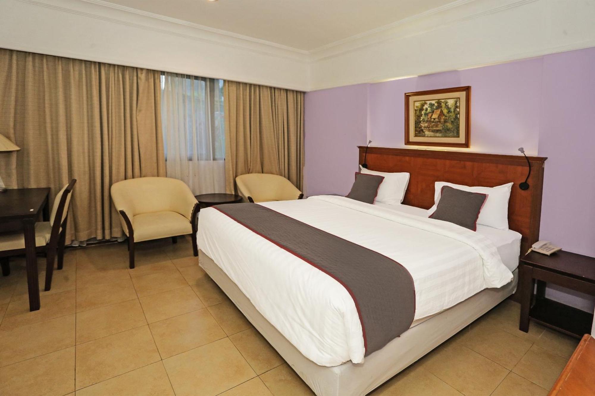 Collection O 91898 Series Hotel Kuningan Dżakarta Zewnętrze zdjęcie