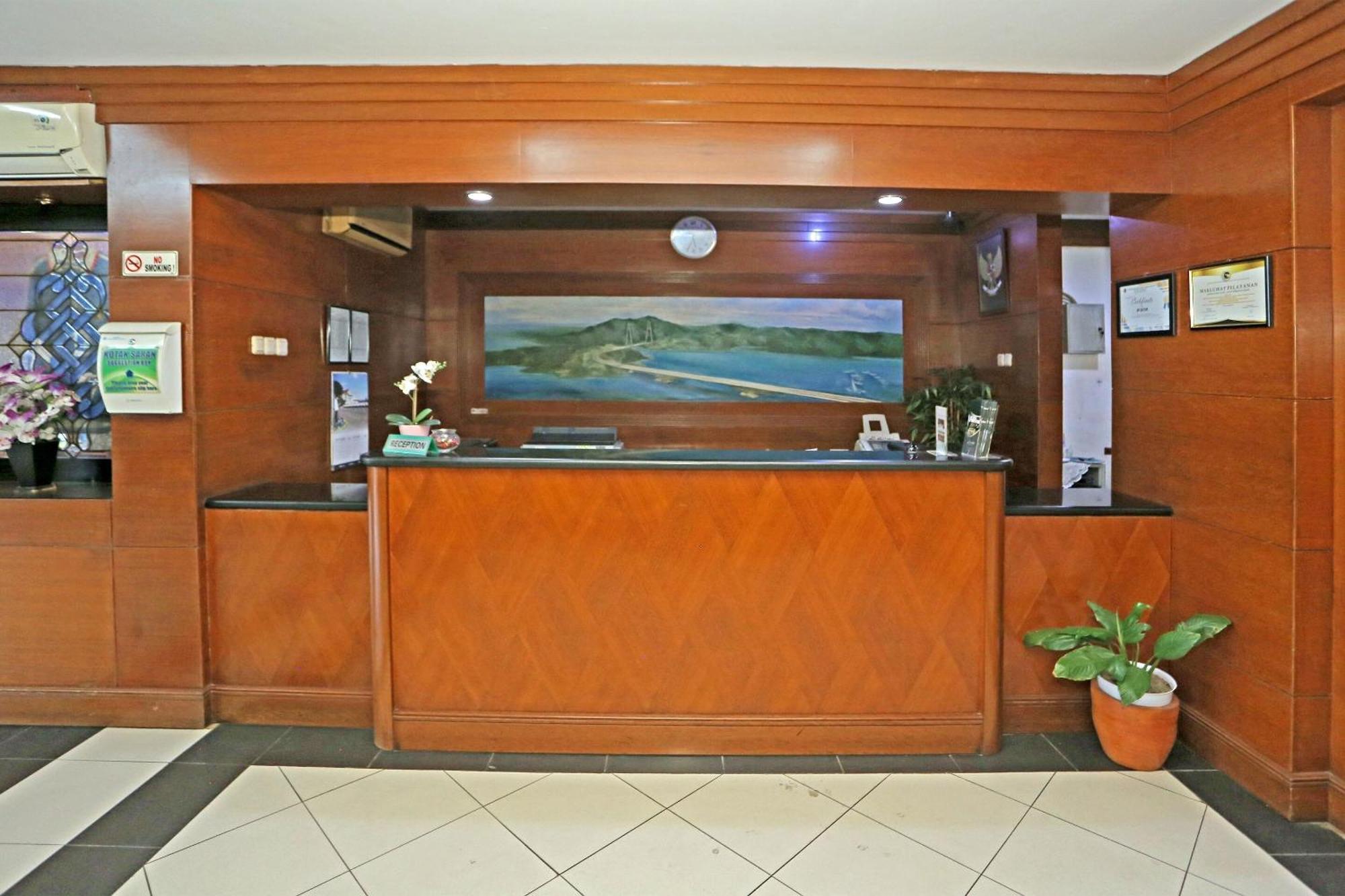 Collection O 91898 Series Hotel Kuningan Dżakarta Zewnętrze zdjęcie